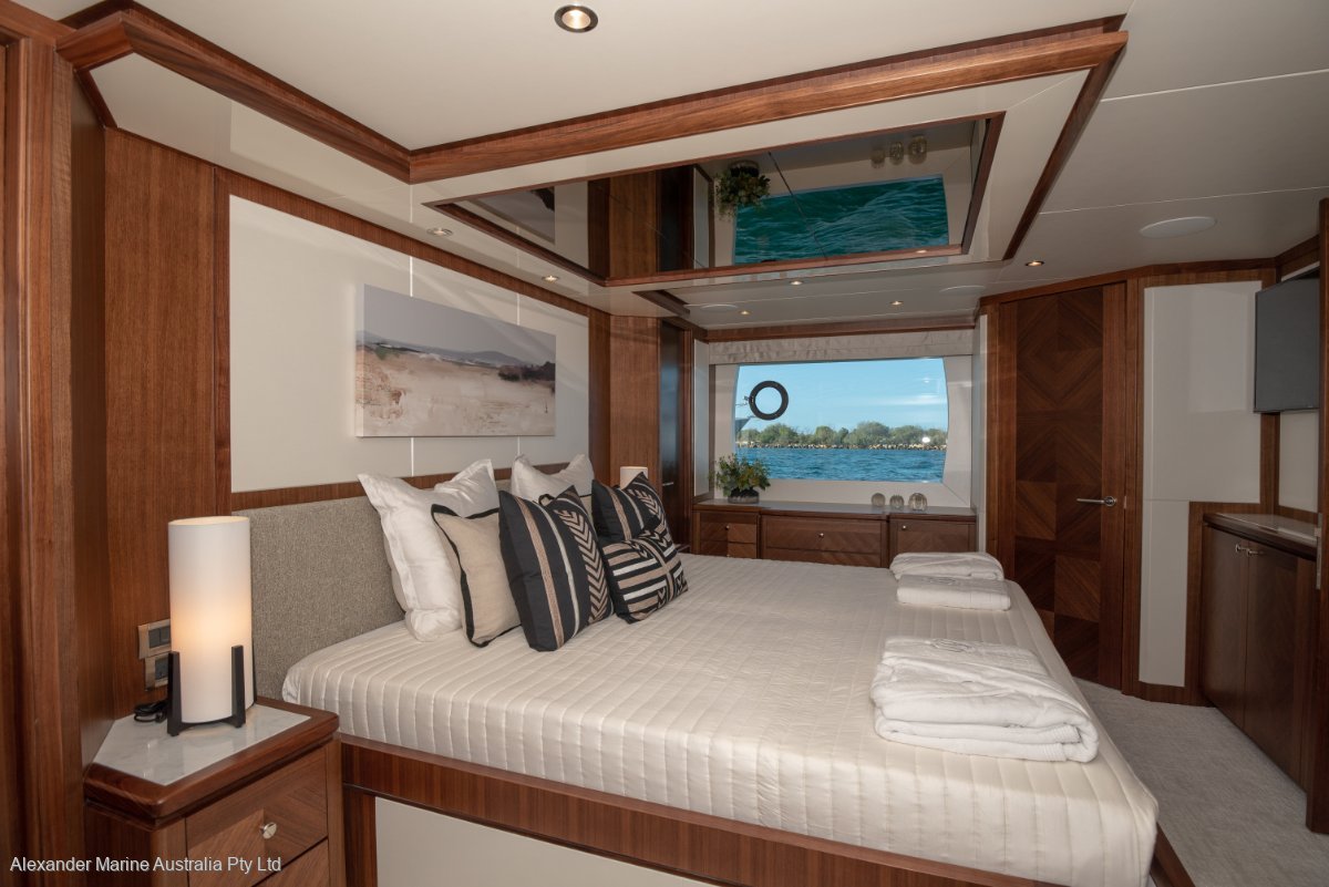 master bedroom of 2020 Ocean Alexander 88 skylounge