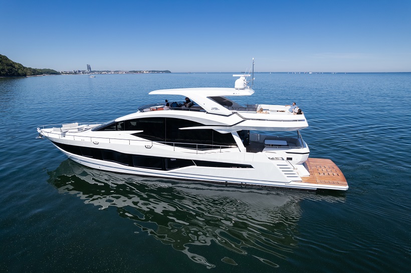 Image 1 for First Galeon 800 FLY makes international debut in Fort Lauderdale