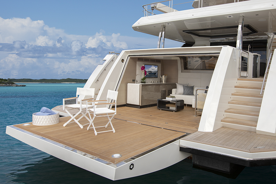 Image 4 for Ocean Alexander 35R ‘Best of Show’ 2021 Fort Lauderdale International Boat Show