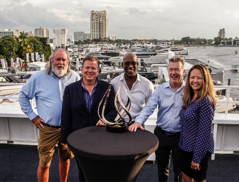 Image 3 for Ocean Alexander 35R ‘Best of Show’ 2021 Fort Lauderdale International Boat Show
